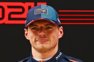 Verstappen vence GP da China e garante fim de semana perfeito