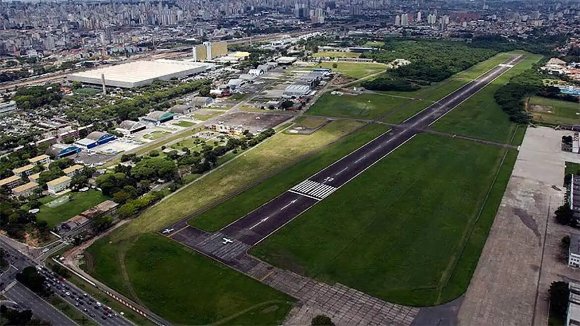 Aeronaves-privadas-de-Sao-Paulo-levam-25-toneladas-de-doacoes-ao-RS