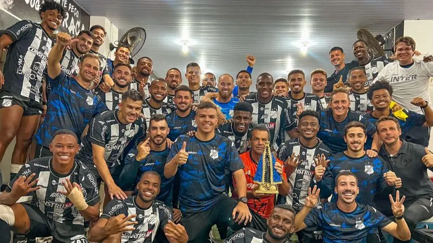 Apos-vitoria-Inter-assume-lideranca-do-grupo