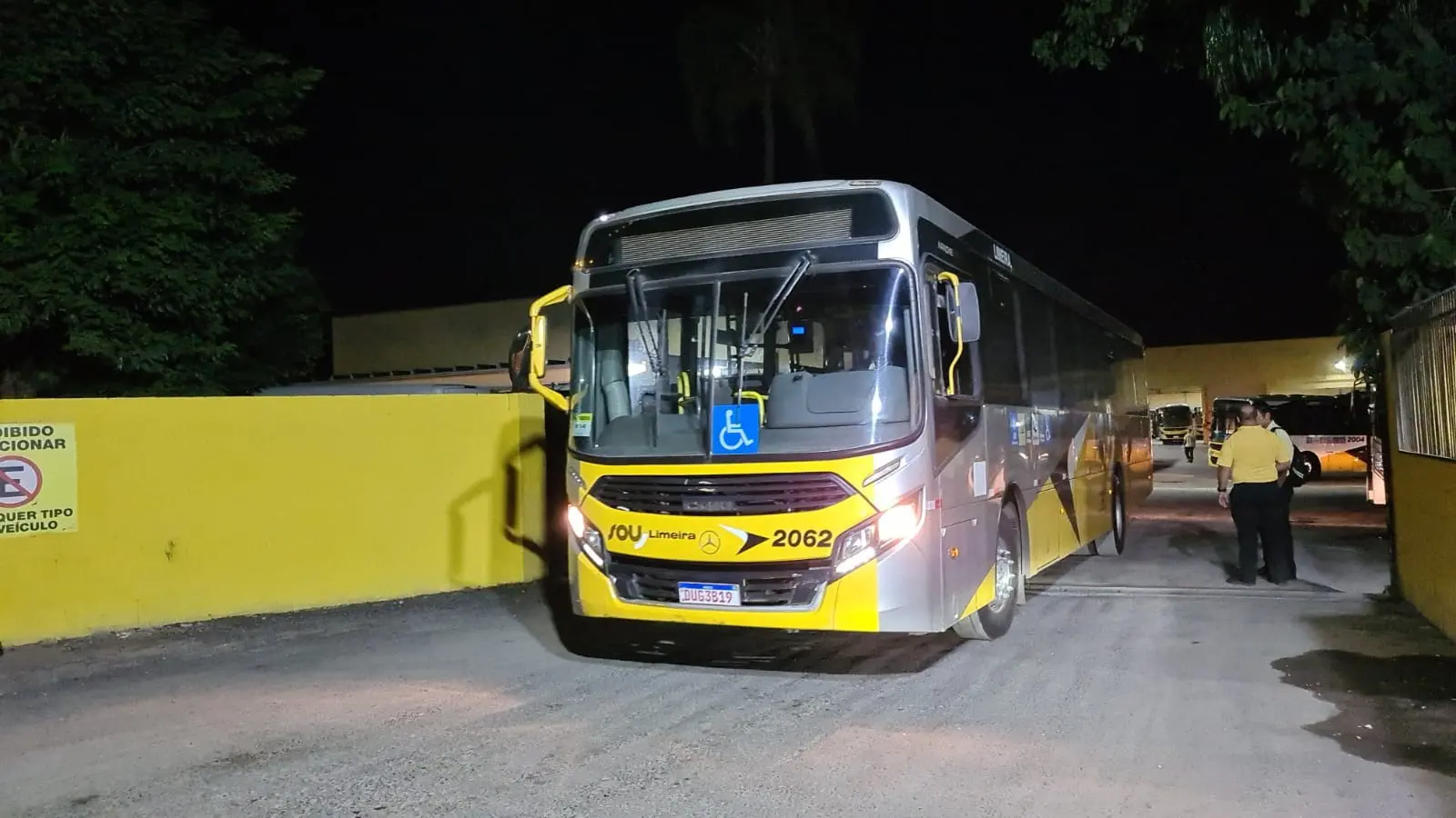 Funcionários entram em acordo e ônibus circulam normalmente, em Limeira