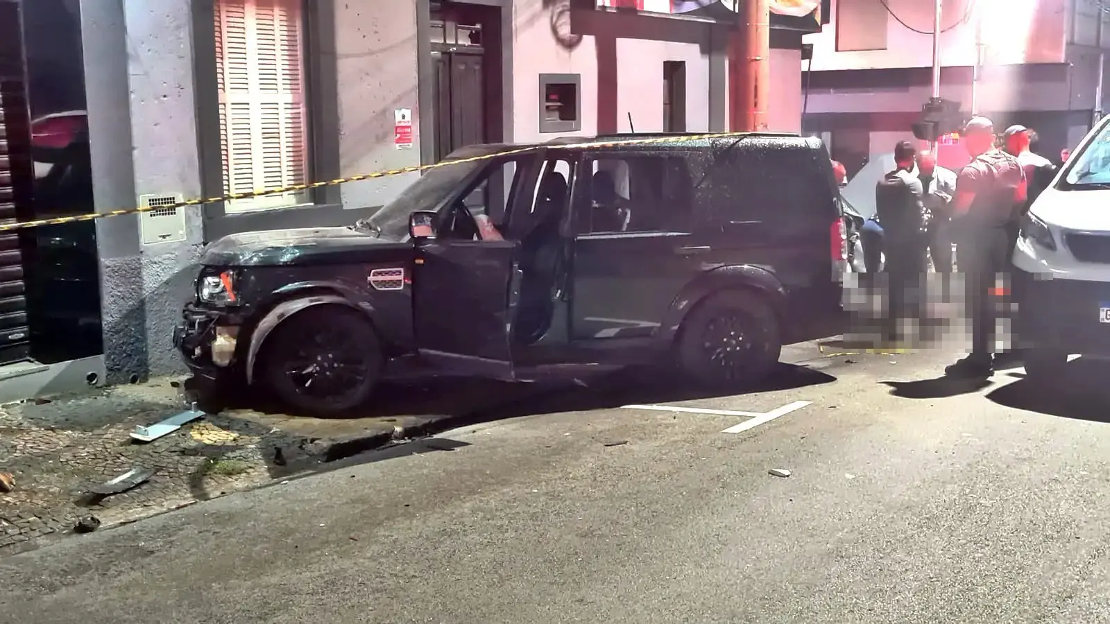 Motorista da Land Rover afirma em interrogatório que ingeriu bebida alcoólica