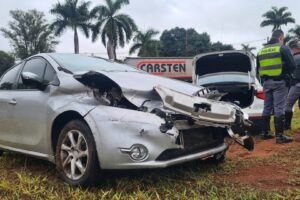 Mulher perde controle de carro e sofre acidente na Limeira-Mogi Mirim 