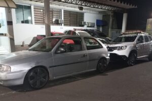 PM recupera carro furtado, detém ladrão e dois adolescentes, em Limeira