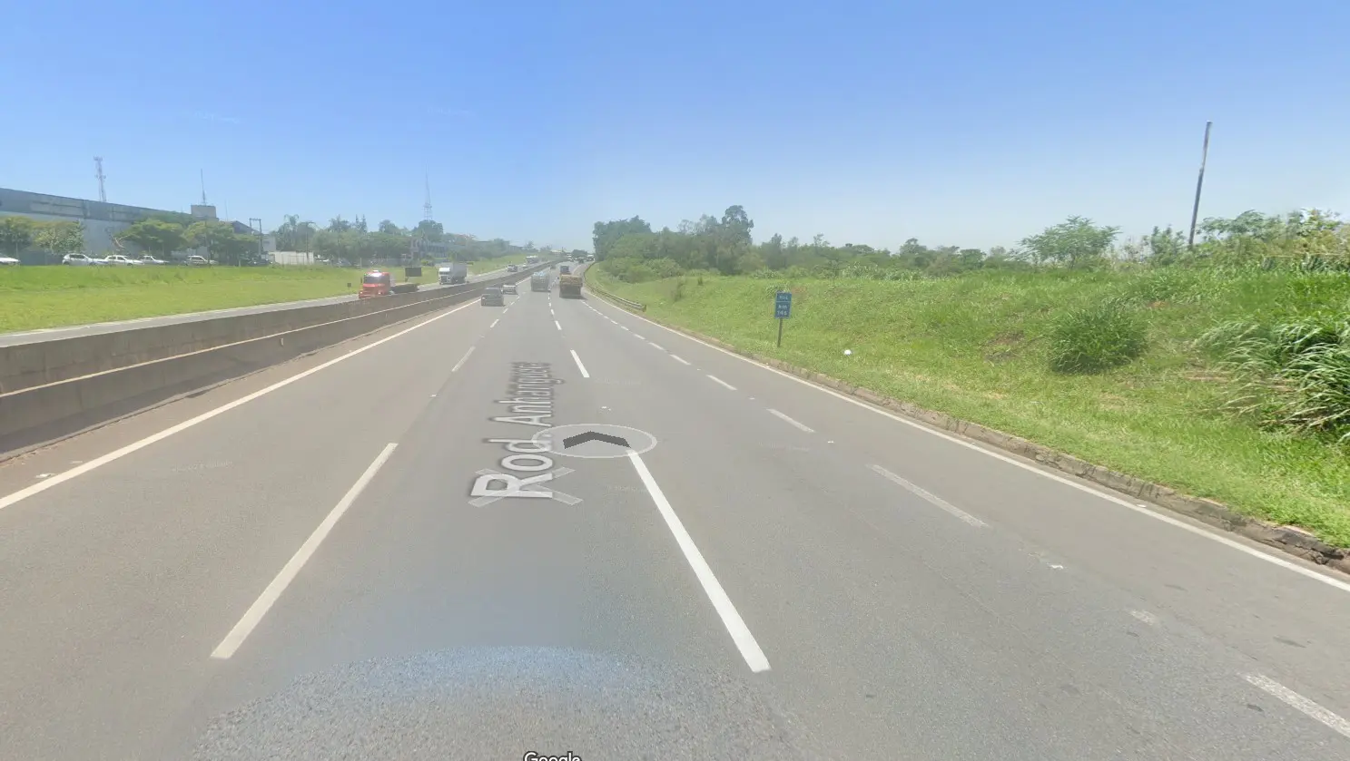 Atropelamento mata desconhecido na Rodovia Anhanguera, em Limeira