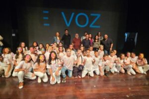 Castello-Branco-e-Brasil-levam-principais-premios-do-Verso-e-Voz-2024