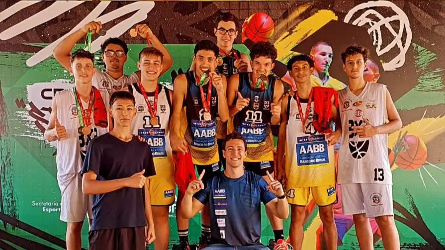 Equipe-de-Limeira-de-basquete-3X3-avanca-em-competicao-que-levara-jovens-a-Paris