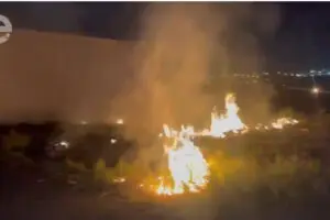 Fogo em área verde causa transtornos a moradores do Jd São Roque, em Limeira