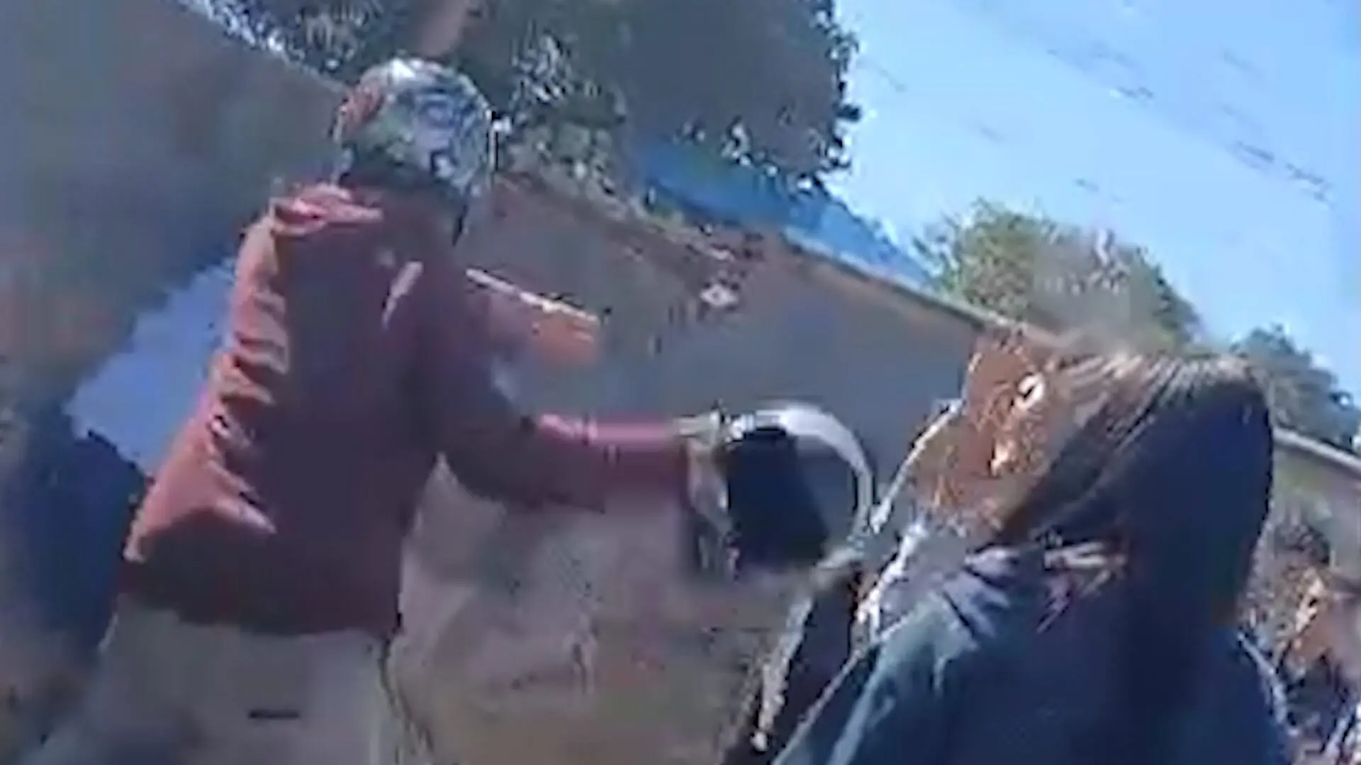 HOMEM-AGRIDE-ADOLESCENTE-1