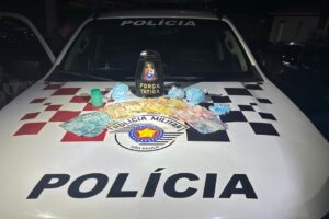 PM prende três por tráfico de drogas em uma hora em Limeira