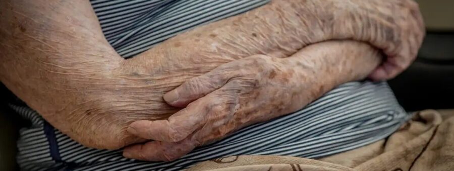 Violência contra idosos mulheres são maioria das vítimas