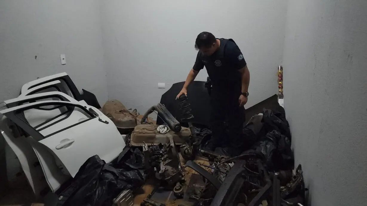 GCM de Limeira descobre desmanche de veículos no Parque Hipólito