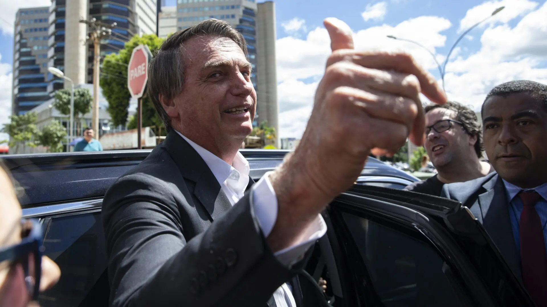 Jair Bolsonaro depõe na Polícia Federal