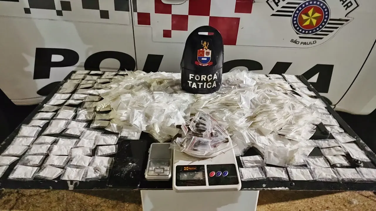 PM prende homem por tráfico de drogas no Abílio Pedro