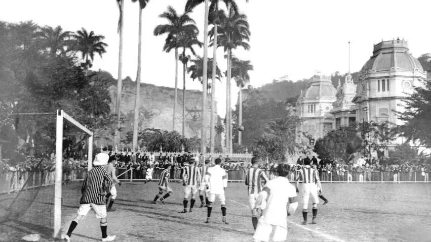 Seleção Brasileira 110 anos de histórias, ídolos e vitórias