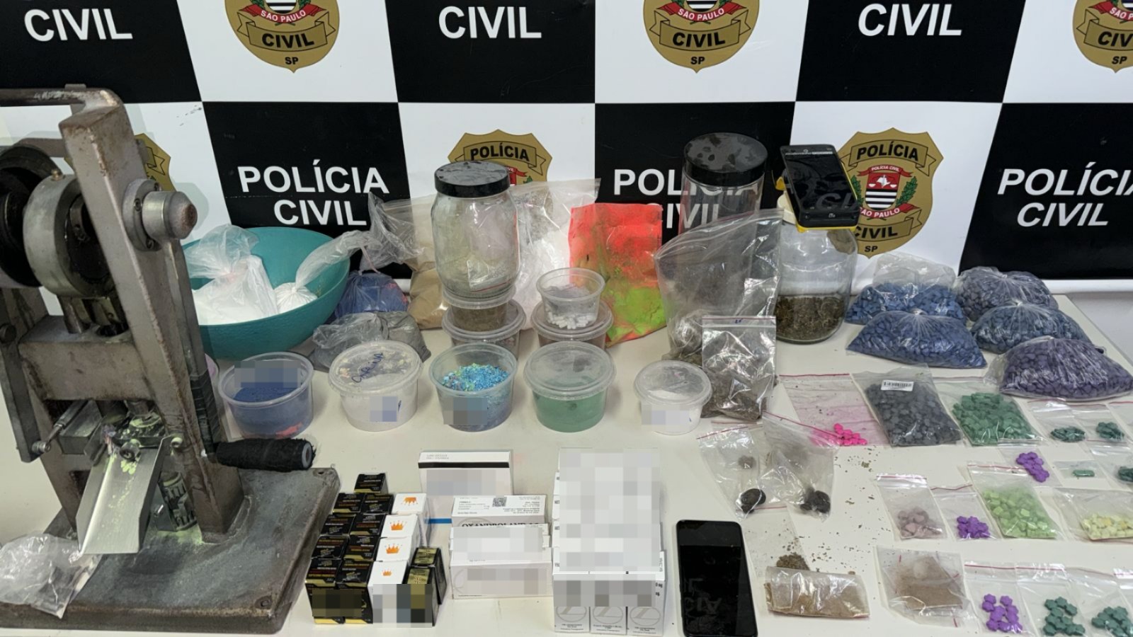 Dise fecha fábrica de ecstasy no interior de SP