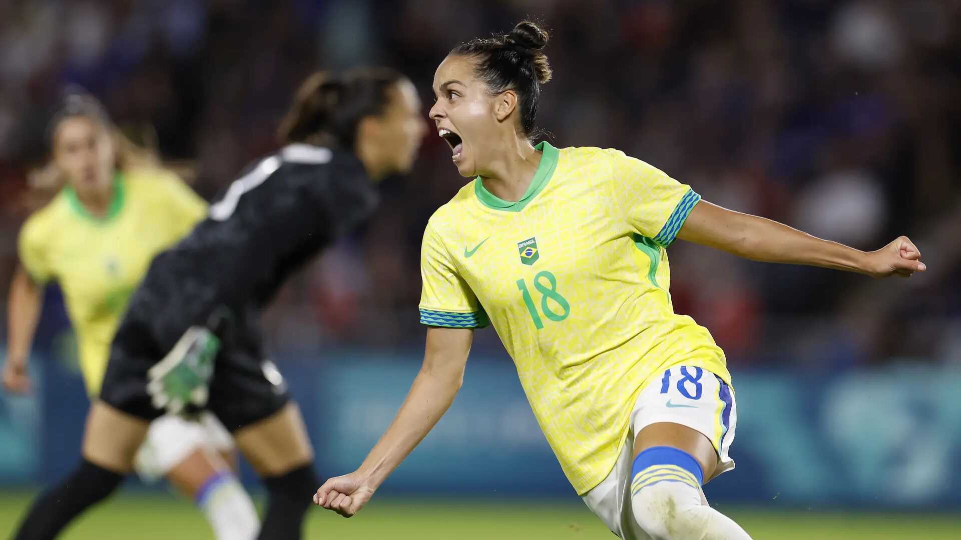 Gabi-Portilho-decide-e-Brasil-derrota-Franca-no-futebol-feminino