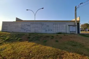 Vândalos picham UBS do Campo Belo, em Limeira 1