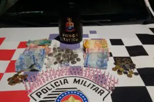 Dois são presos traficando drogas no Cavinato, em Limeira