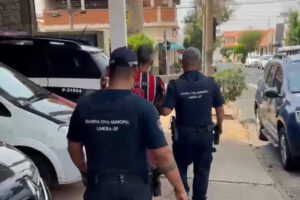 Homem é preso vendendo cocaína e crack no Graminha (1)