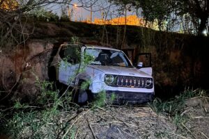 Ladrão rouba Jeep e consegue escapar da polícia no Jardim Rossi, em Limeira