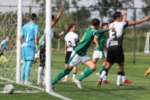 Palmeiras vence Corinthians e avança à semifinal do Brasileirão Sub-17