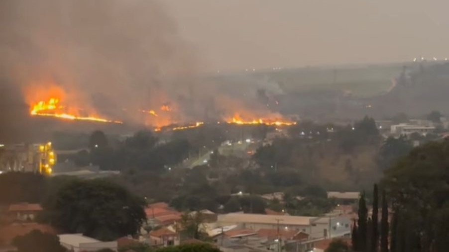 Queimadas são registradas em vários bairros de Limeira neste domingo (8)