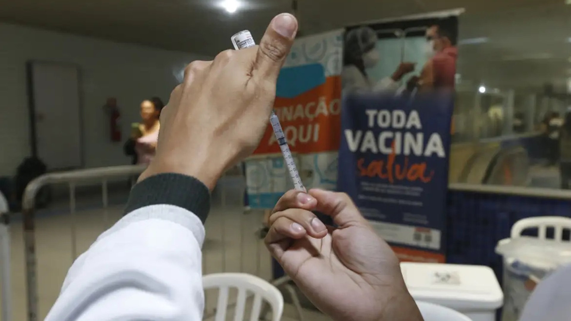 Anvisa atualiza composição de vacinas contra gripe para 2025