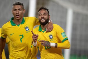 Brasil tem cinco vitórias seguidas contra o Peru