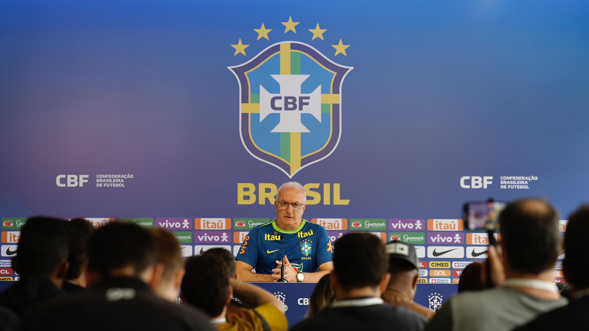 Dorival confirma Seleção para enfrentar o Chile