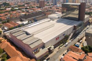 Fotos de mulheres com câncer de mama fazem parte de exposição do Pátio Limeira Shopping