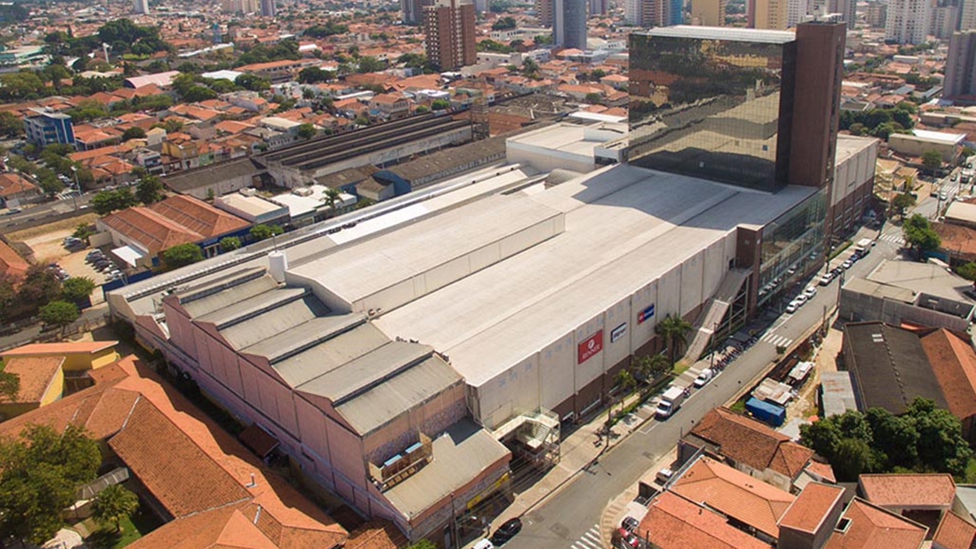 Fotos de mulheres com câncer de mama fazem parte de exposição do Pátio Limeira Shopping