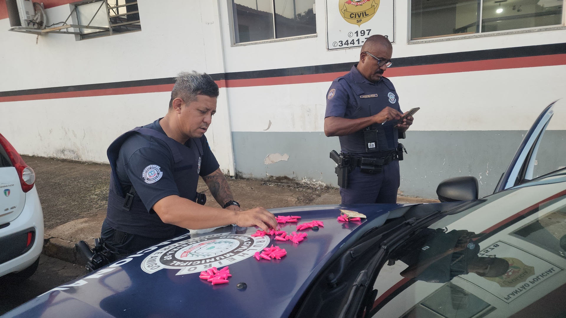 Homem é preso por tráfico de drogas no Abílio Pedro, em Limeira