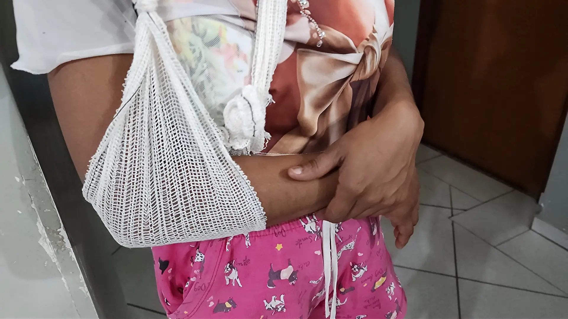 Mulher é agredida com chutes e socos pelo ex-companheiro em Limeira
