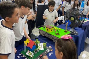 Pátio Limeira Shopping sedia Feira do Conhecimento