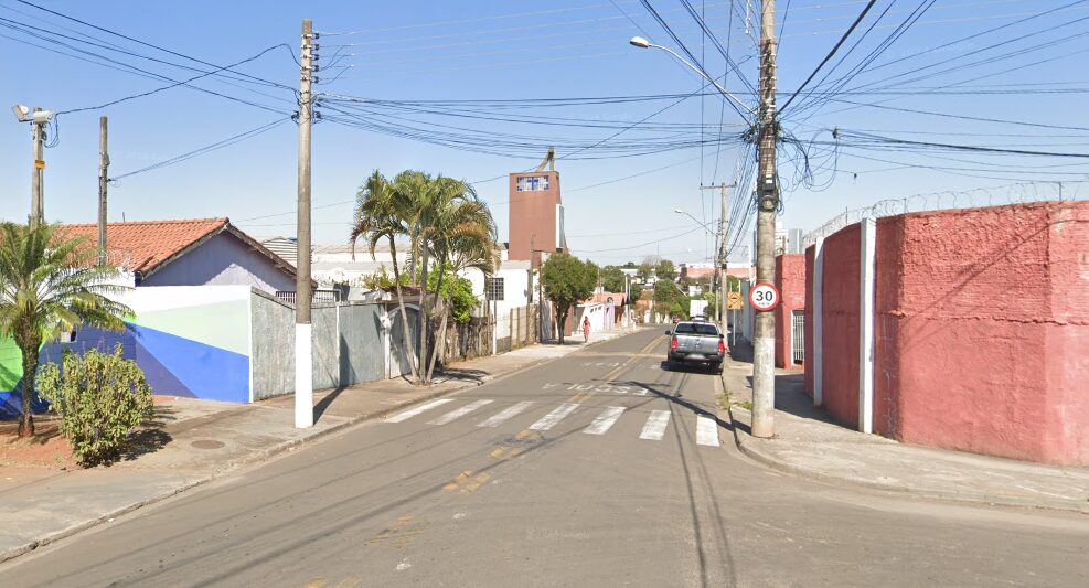 Homem furta o carro da tia no Jardim Nova Limeira