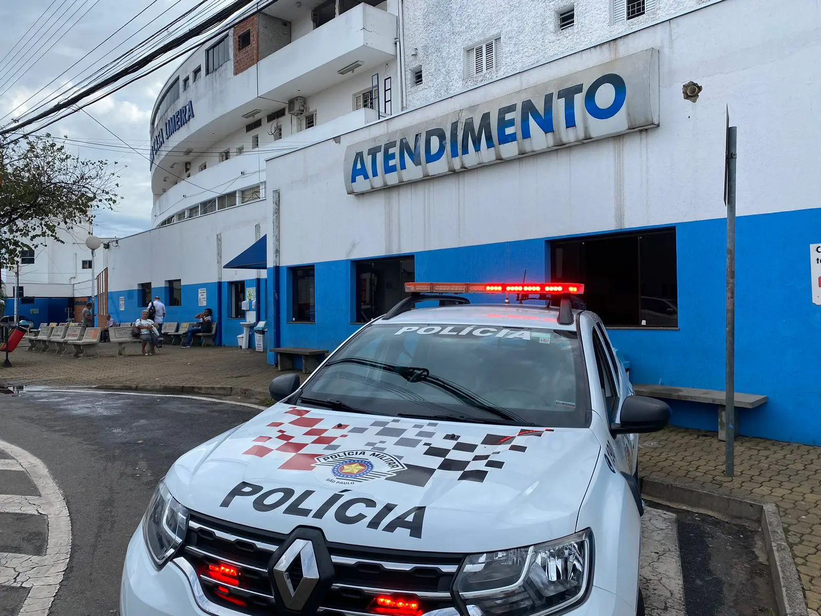 Bebê de 1 ano se afoga em piscina e é socorrido, em Limeira