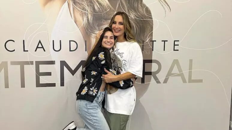 Bailarina de Claudia Leitte morre aos 21 anos; cantora faz homenagem