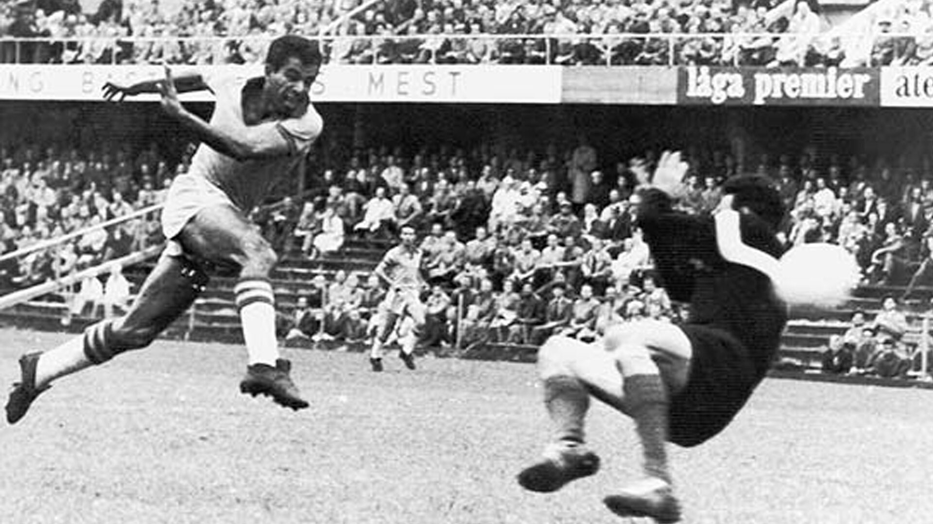 Bicampeão mundial, Vavá completaria 90 anos nesta terça-feira