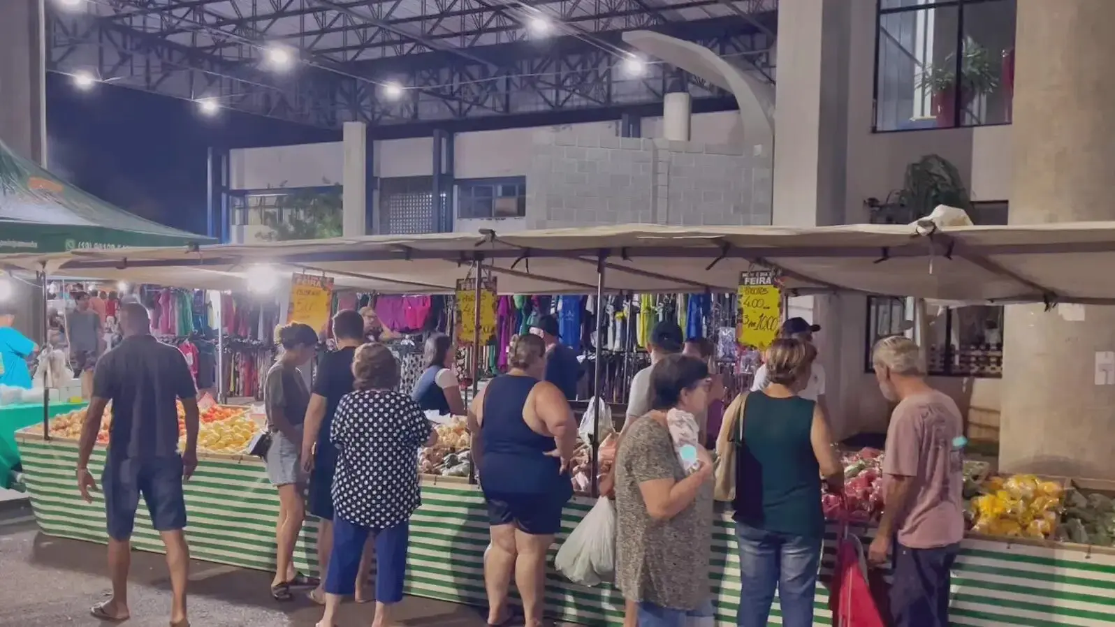 Chuva adia edição da Feira Noturna para a próxima quinta-feira, em Limeira