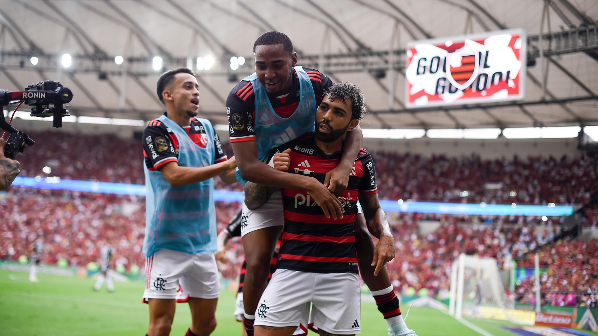 Copa do Brasil Flamengo faz 3 a 1 no Atlético-MG em 1º jogo da final