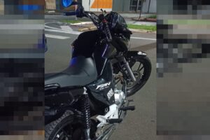 GCM apreende moto com escapamento adulterado na Av. Saudades, em Limeira