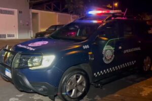 Homem tenta esfaquear mulher, mas termina esfaqueado na Vila Queiroz