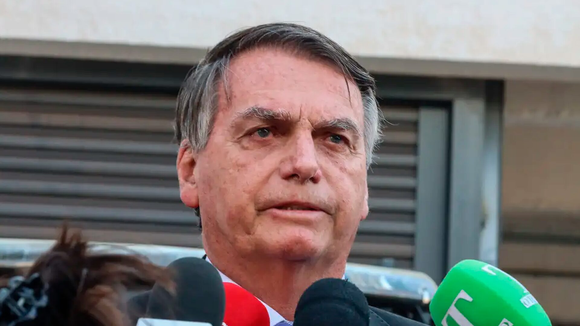 Indiciado, Bolsonaro diz que Moraes “faz tudo o que não diz a lei”