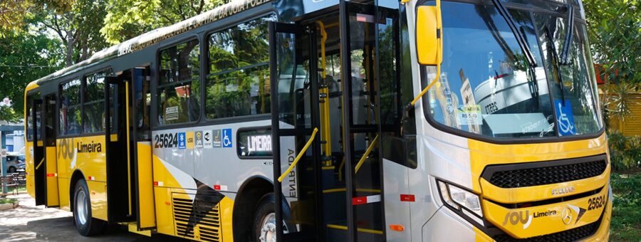 Novos ônibus são apresentados à população em Limeira