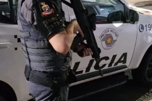 PM localiza veículo abandonado sendo desmanchado em área rural de Limeira