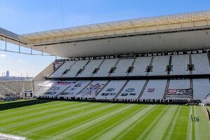 Vaquinha para quitar arena do Corinthians bate R$ 1 mi em 3 horas