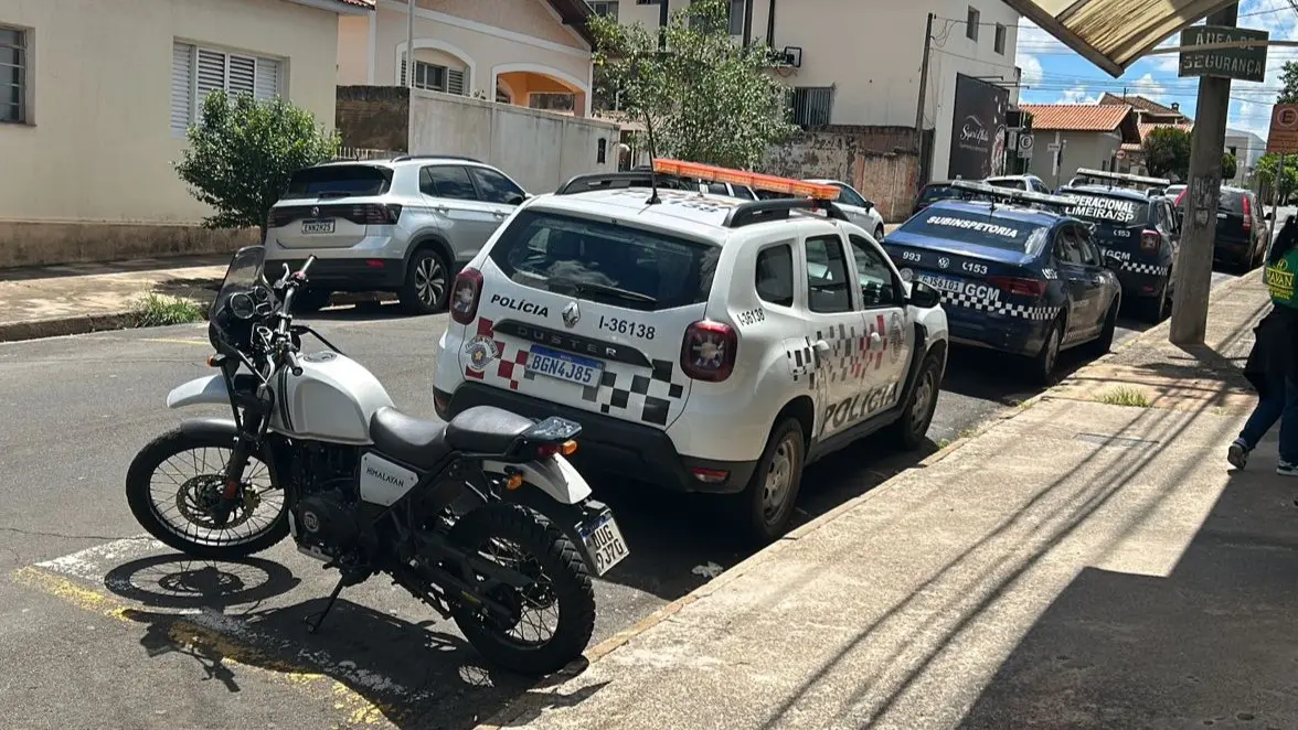 Jovem é preso com moto furtada no Jd. Novo Horizonte em Limeira