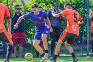 Educadora transmite final do Campeonato de Futebol do STIAL