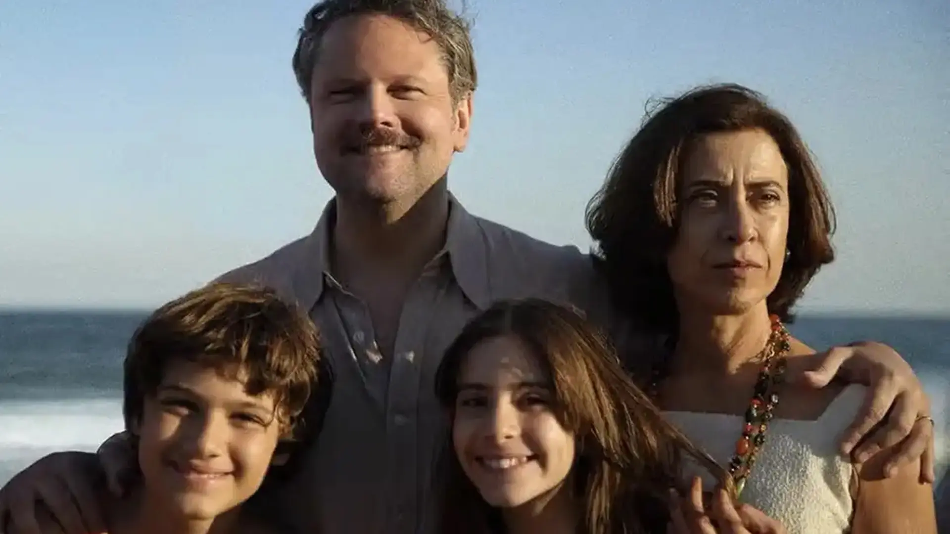 Filme Ainda estou Aqui é indicado ao Globo de Ouro
