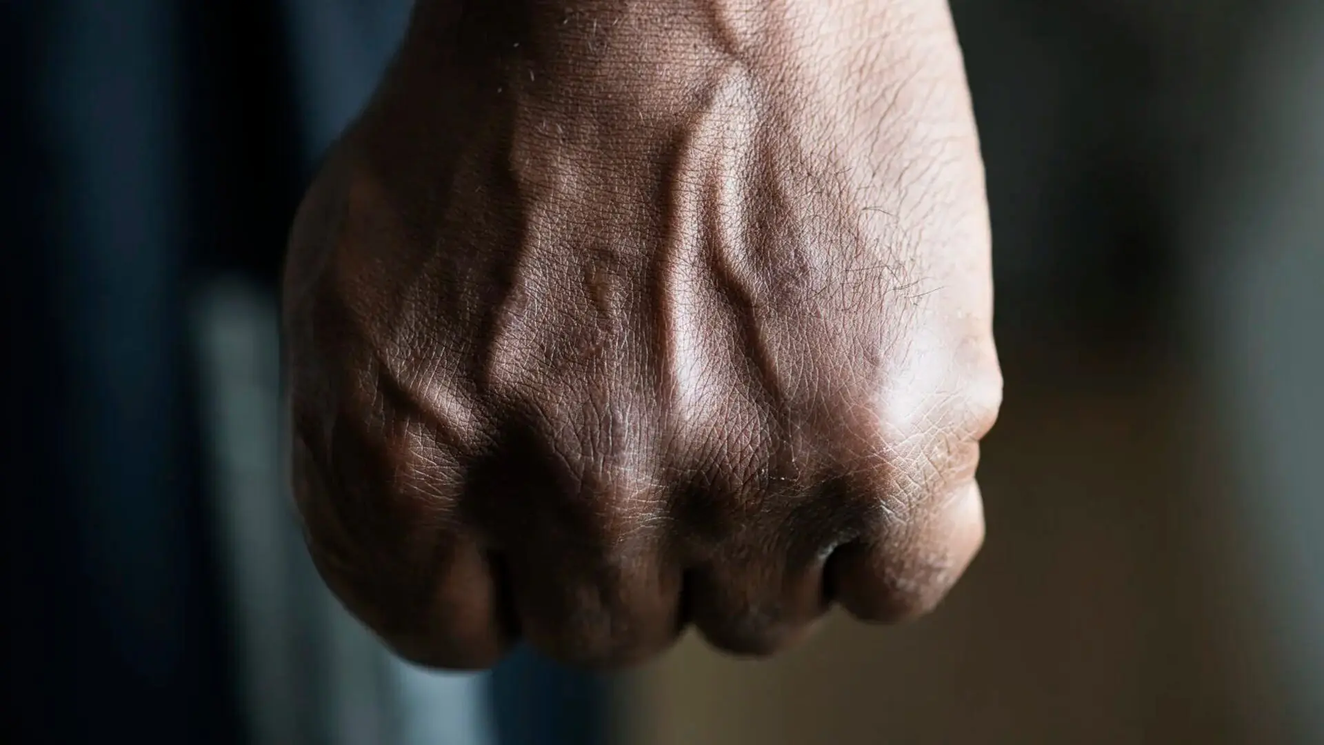 Homem ameaça companheira e diz ou morre eu ou morre você